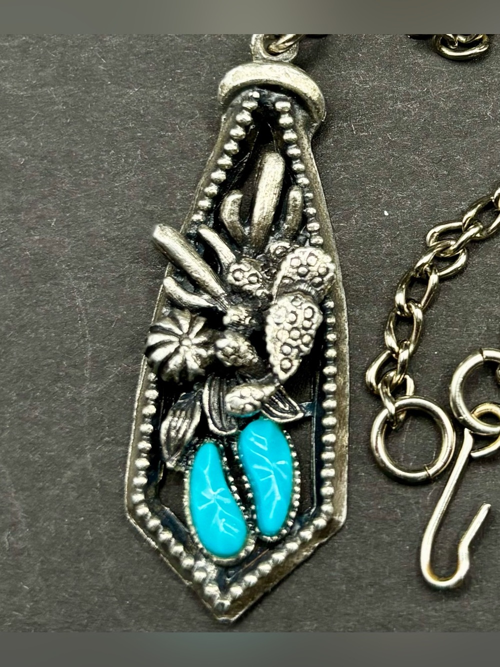 Vintage Pewter Southwestern Saguaro Cactus Faux Turquoise Pendant Necklace 20"
